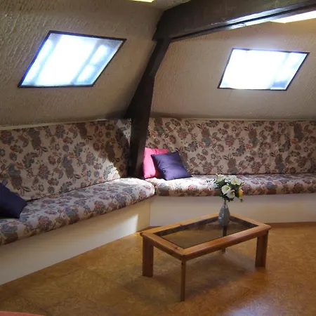 Apartament Opalevilla
